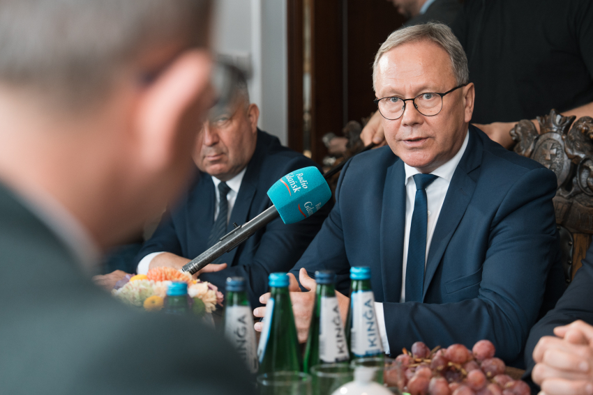 Foto: Łukasz Tokarczyk UMWP prezydent Starogardu Gdańskiego Janusz Stankowiak przemawia do zebranych