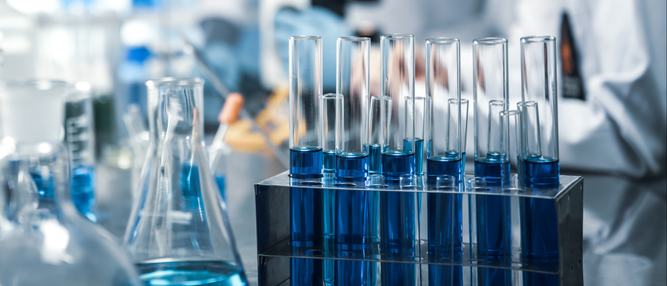 laboratorium medyczne, mikroskop 