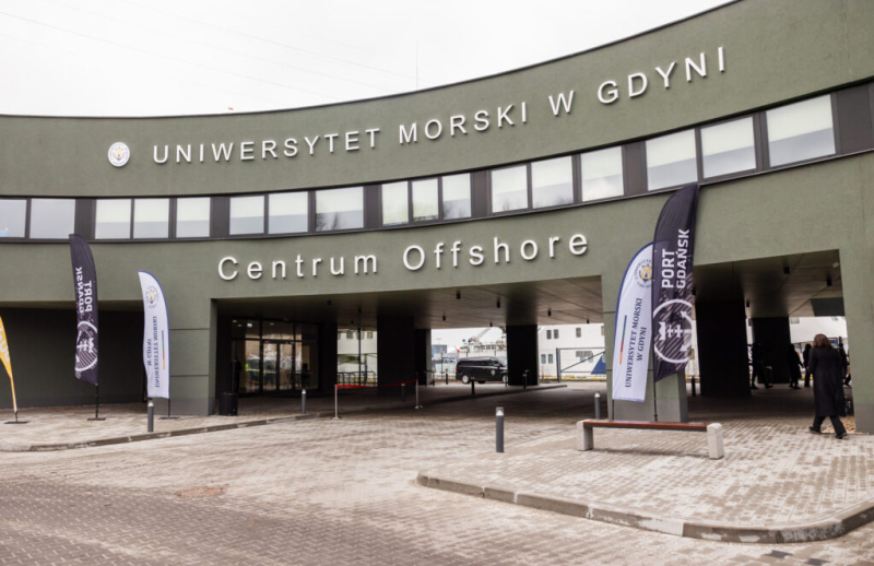 budynek Centrum Offshore z zewnątrz 